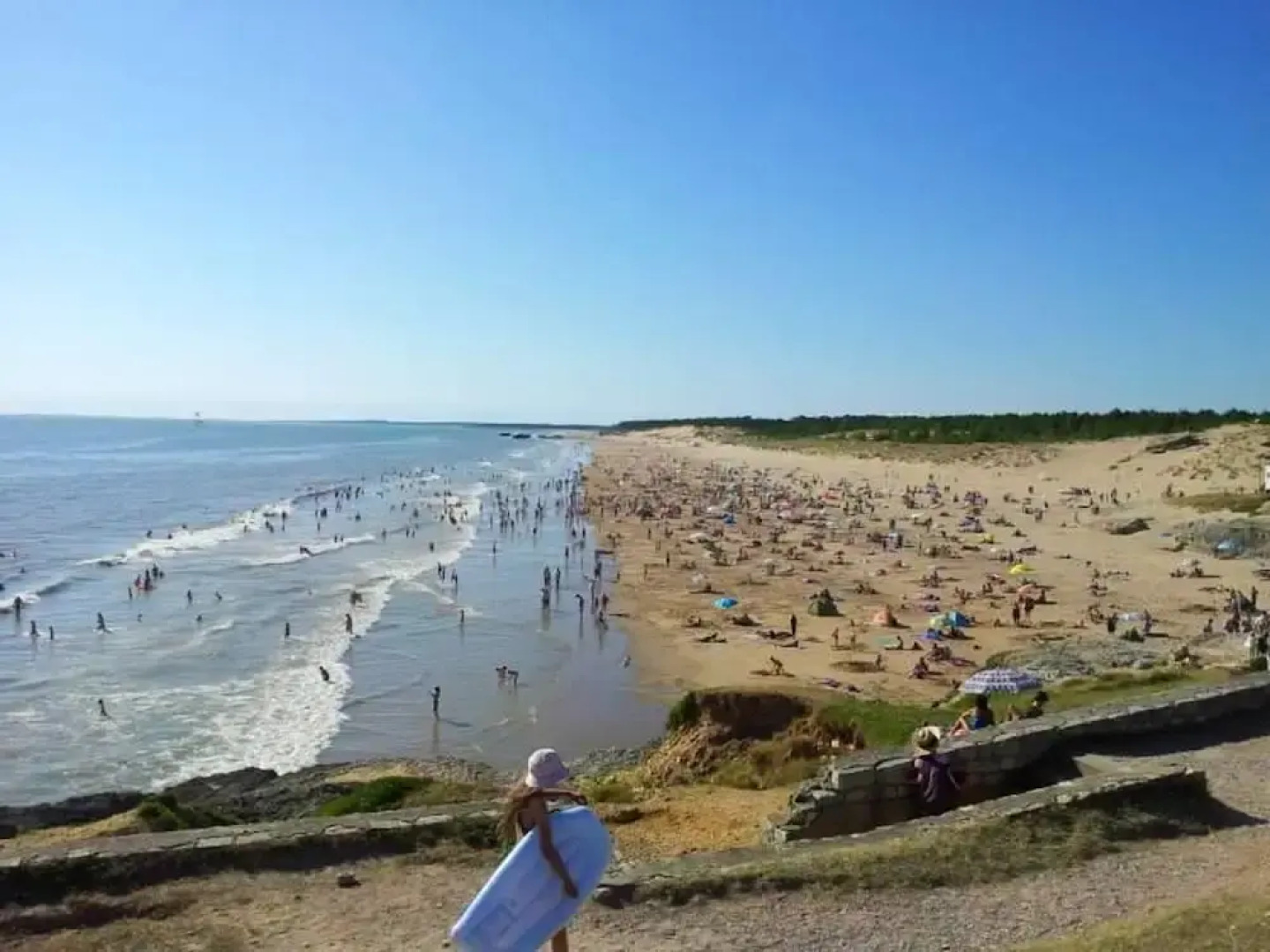 House With 2 Bedrooms in Vaux-sur-mer, With Pool Access, Enclosed Gard