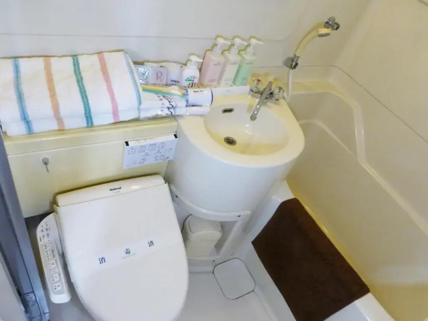 Kawaguchiko Lakeside Hotel