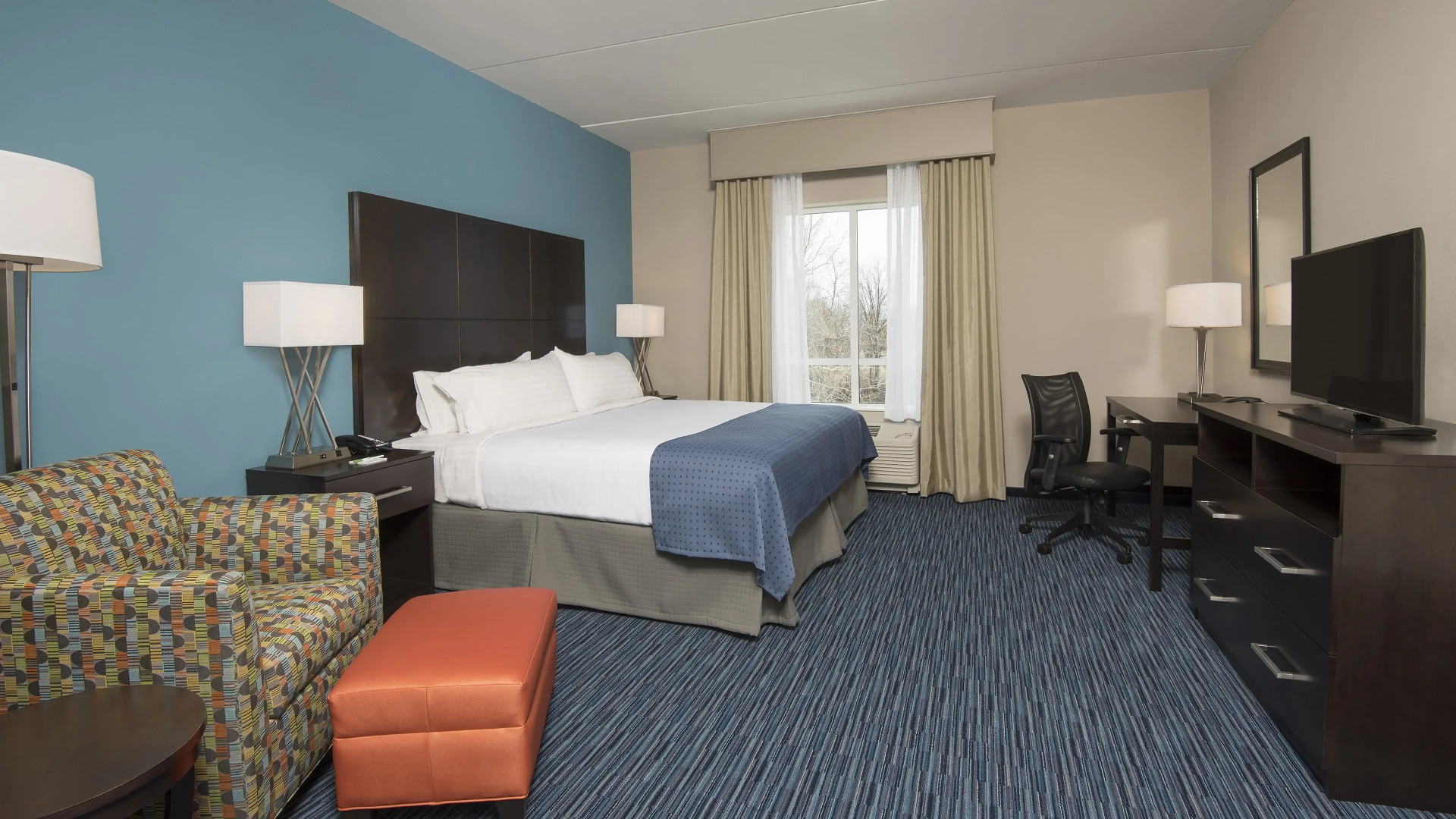 Holiday Inn Indianapolis Airport by IHG