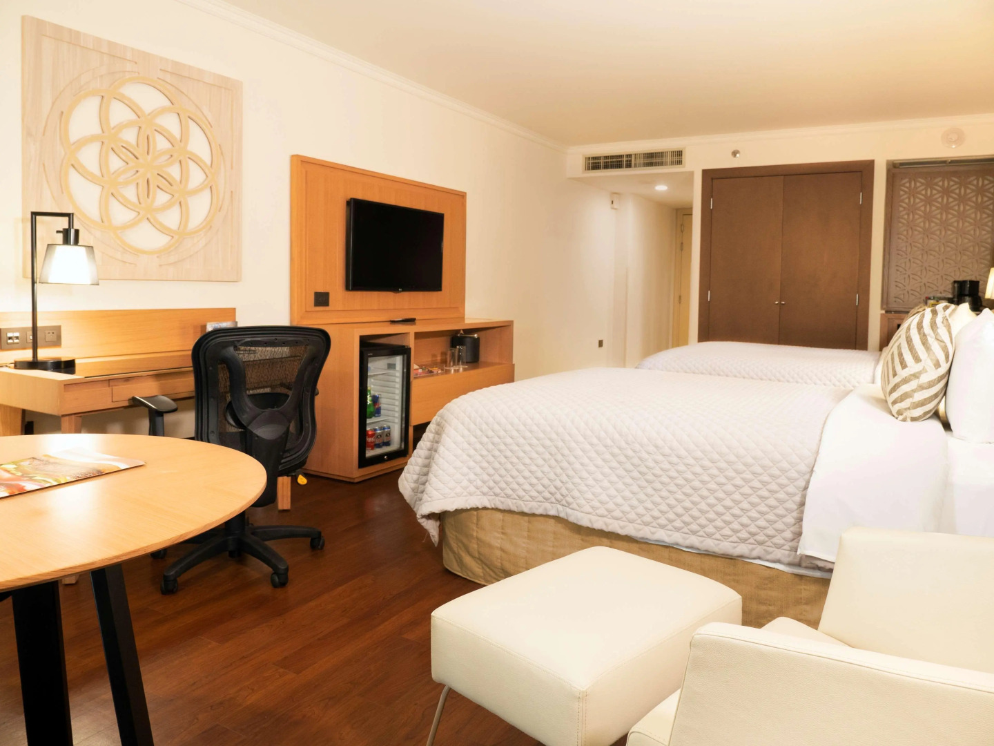 MS Milenium Monterrey, Curio Collection by Hilton