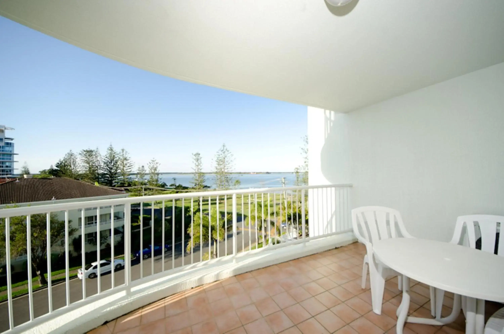 Crystal Bay on the Broadwater