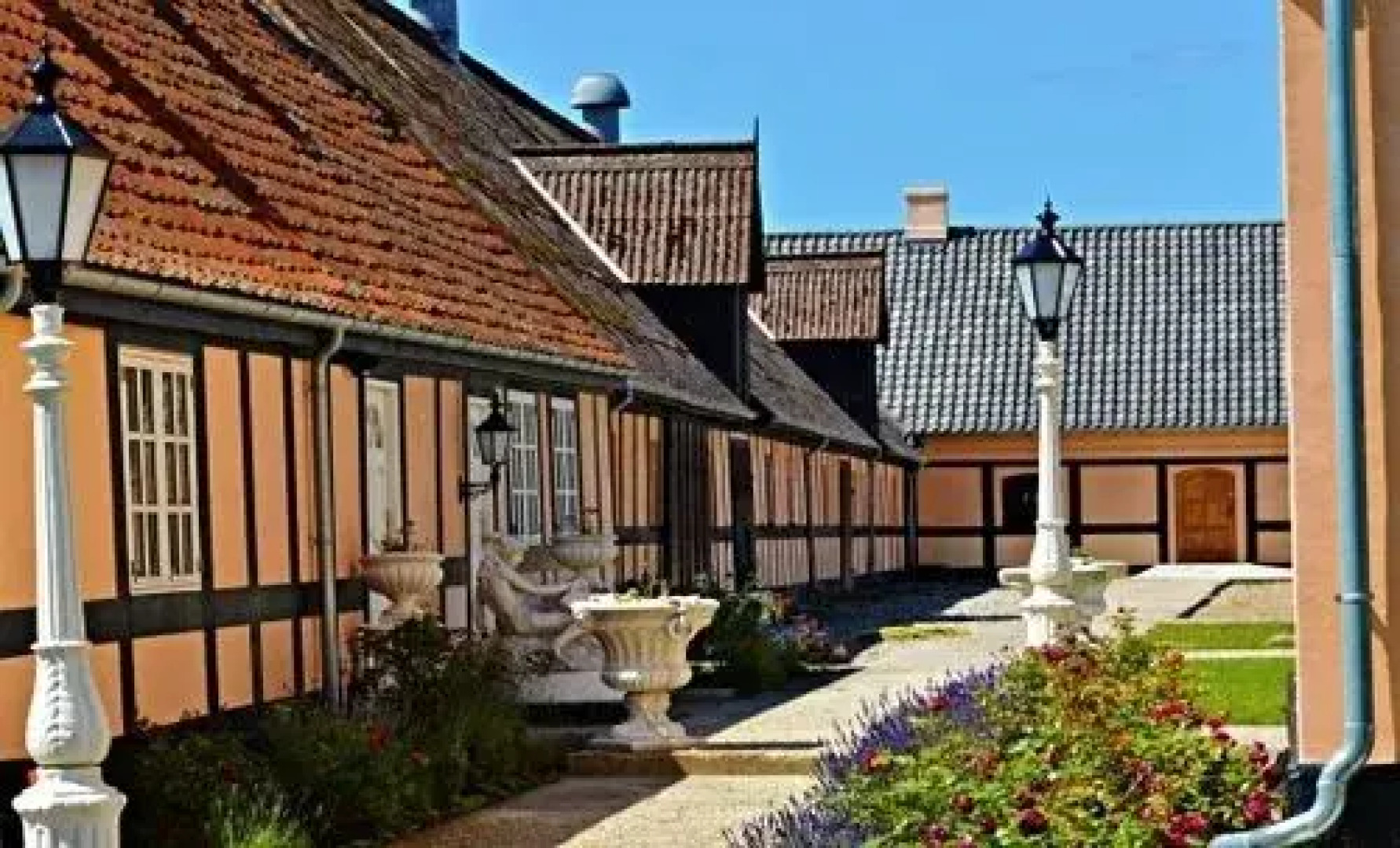 Skrøbelev Gods Manor House