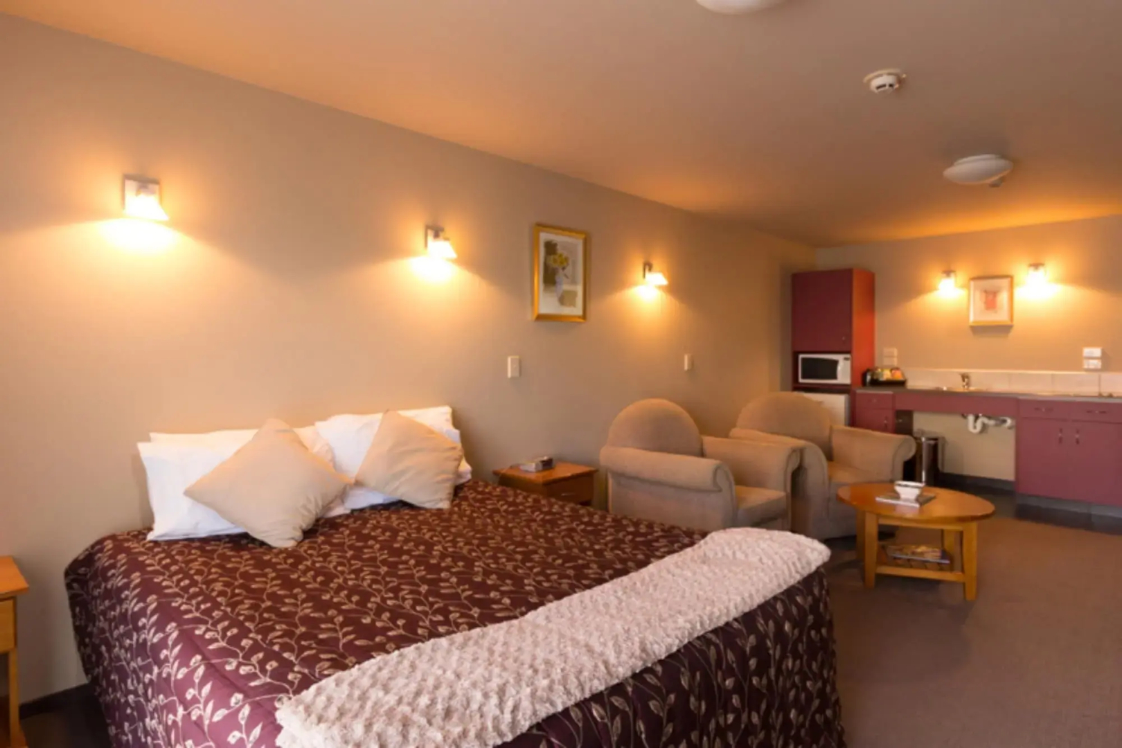 Balmoral Lodge Motel