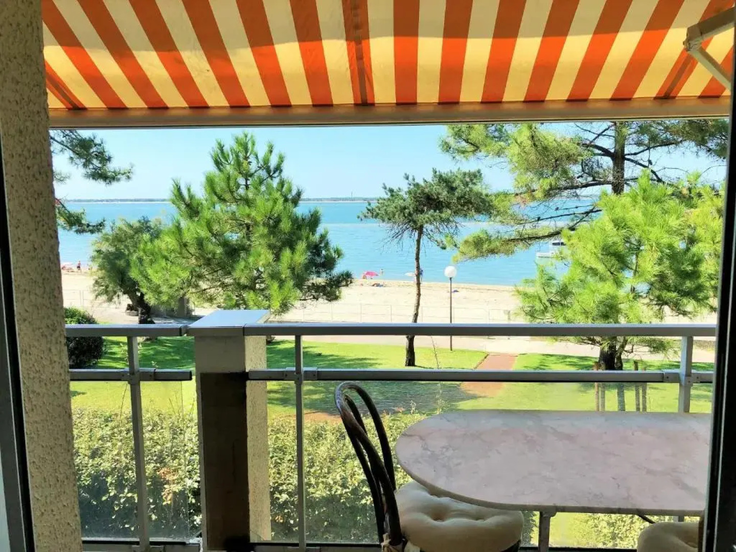 Appartement Vue Mer Terrasse, Parking C213