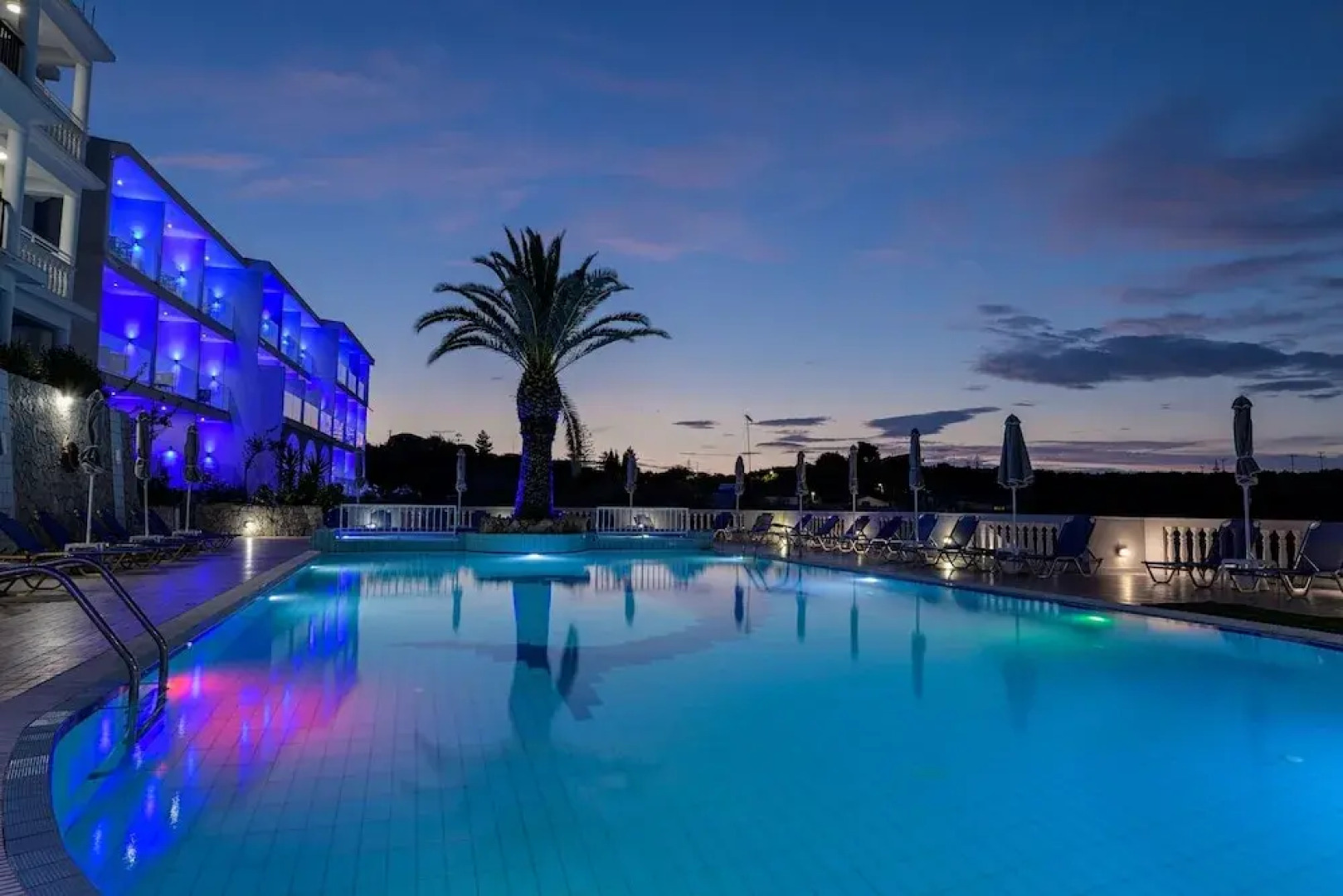 Christina Apartments