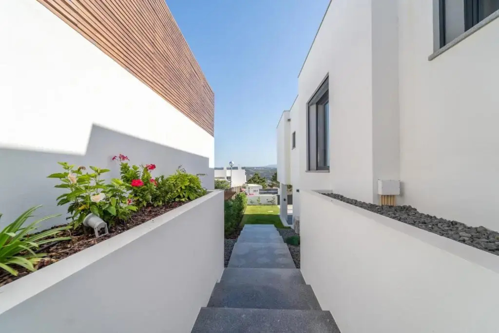 As Andorinhas - Walking distance to Monte Clerigo and Amoreira beaches