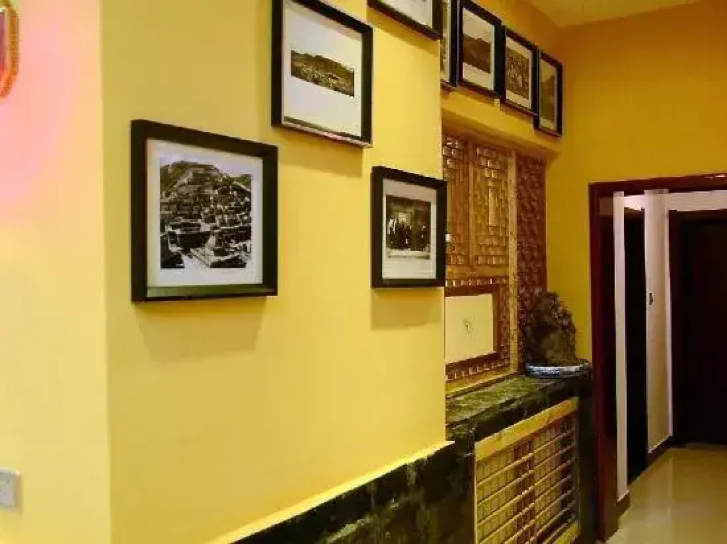 Holiday Weekend Hotel