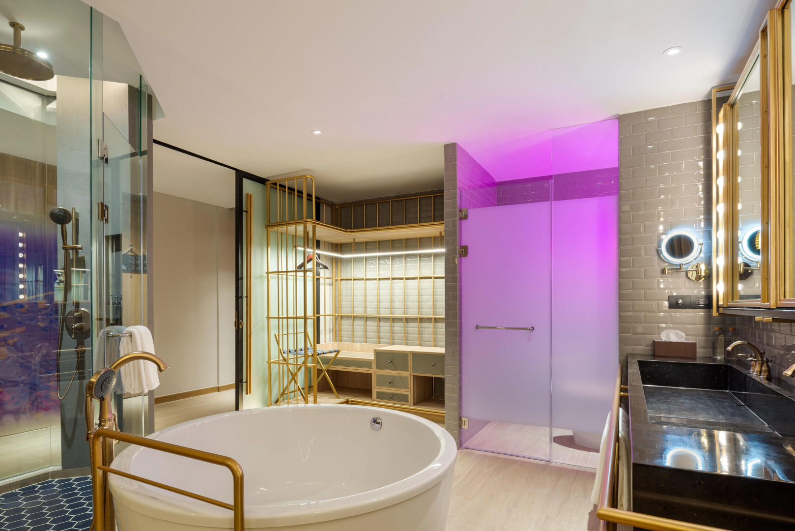 Отель Indigo Phuket Patong by IHG