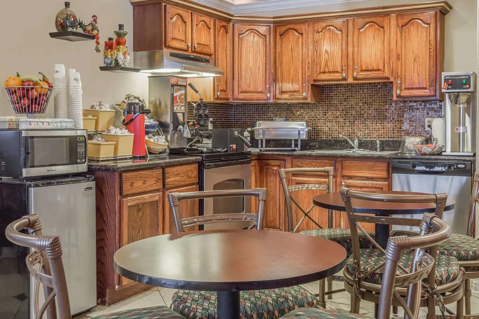 Days Inn by Wyndham Colorado Springs Air Force Academy