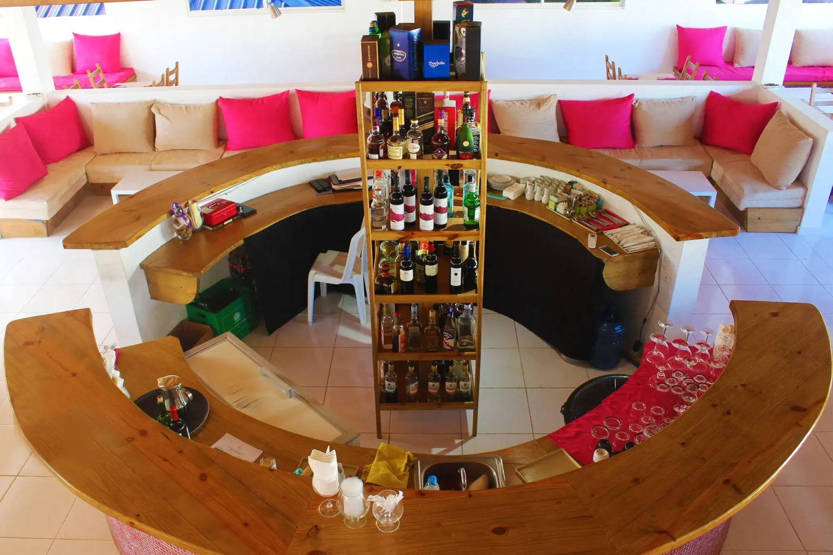 Ahnvee Resort Adults Only