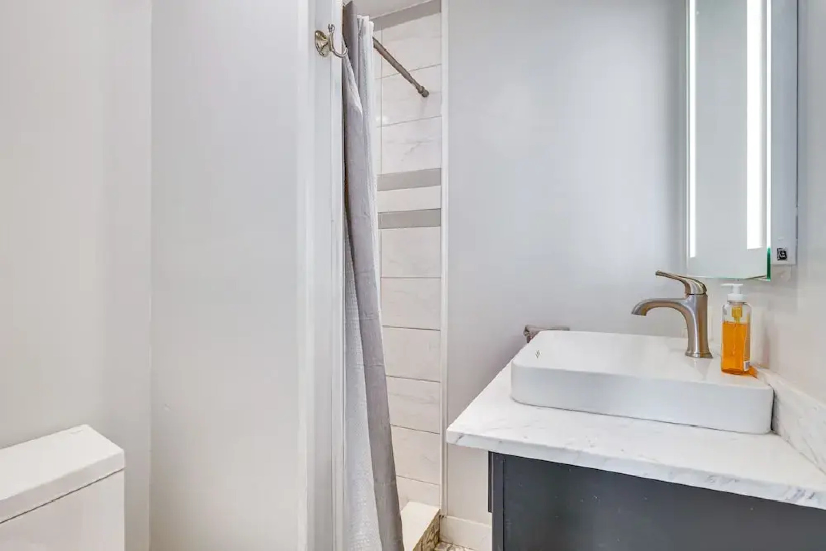 Steps to the Beach: Oceanfront Condo w/ Lanai!