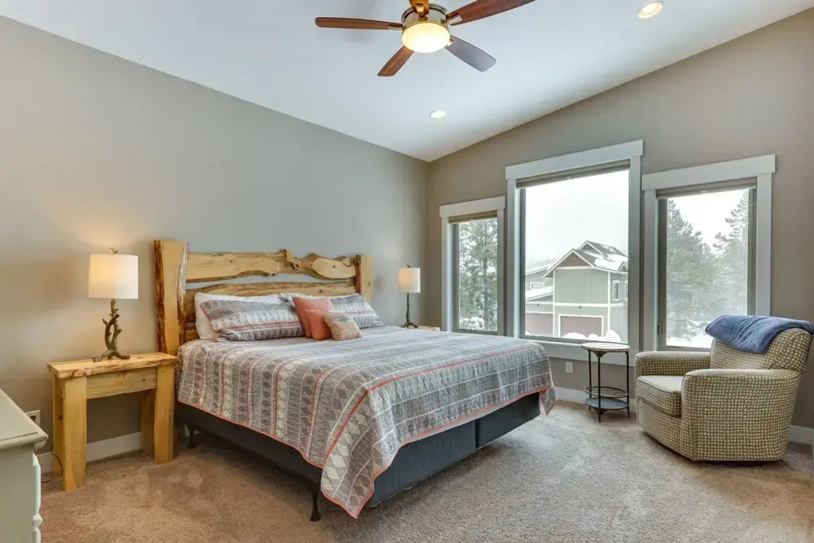 Convenient Fraser Townhome w/ Hot Tub, Near Hikes!