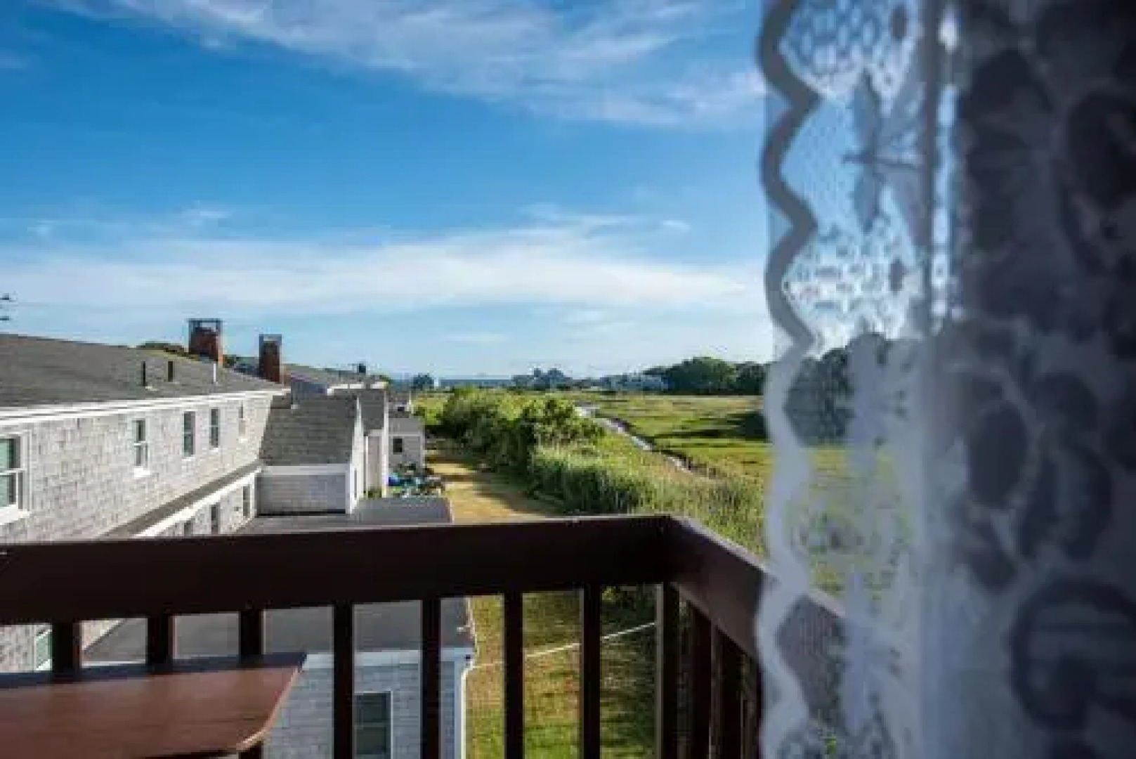 A Cape Cod Ocean Manor Inn