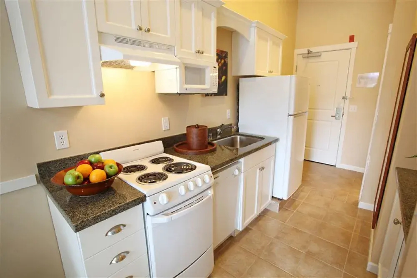 Rivertide Suites Hotel