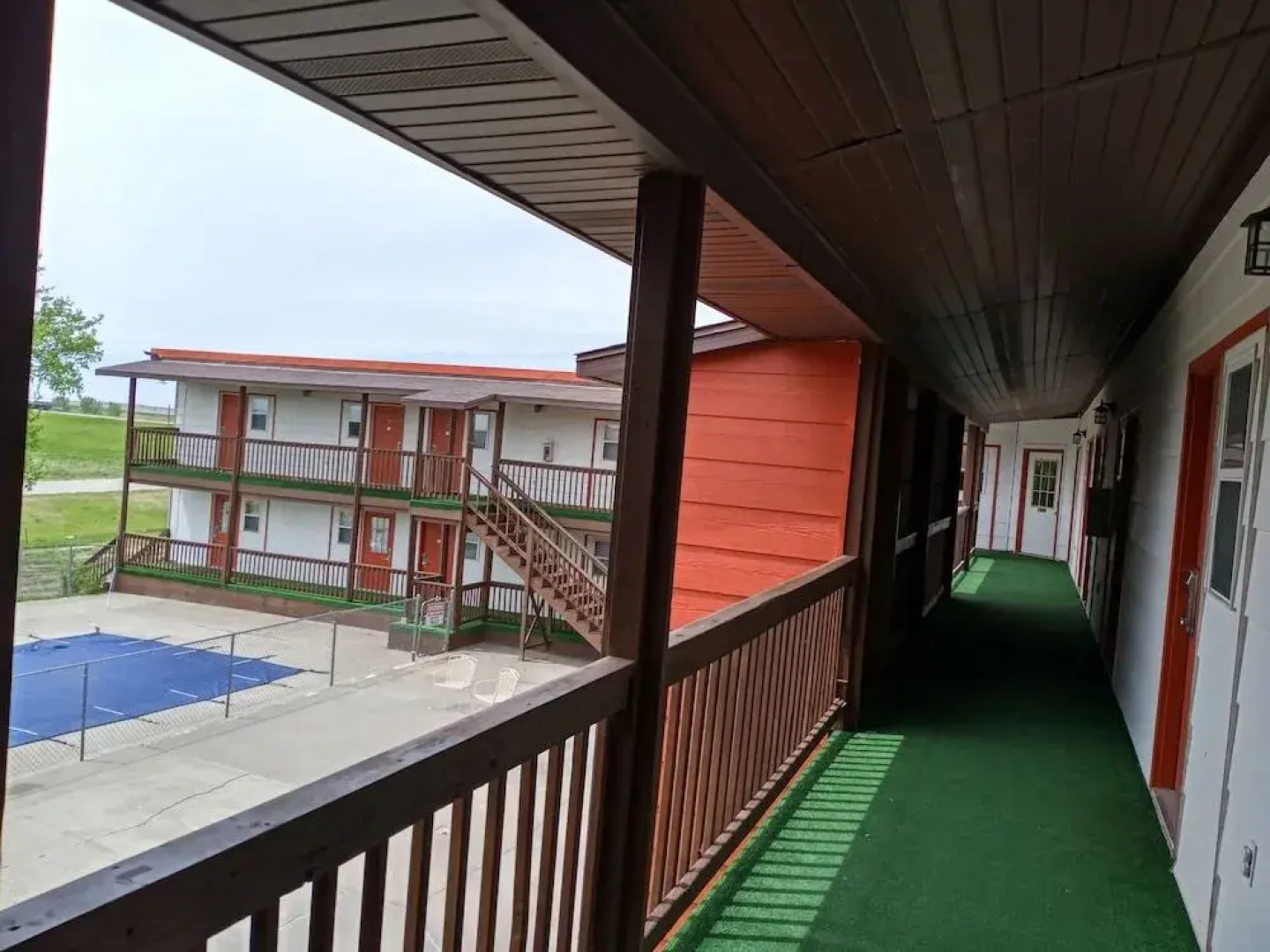 Lakota Lodge