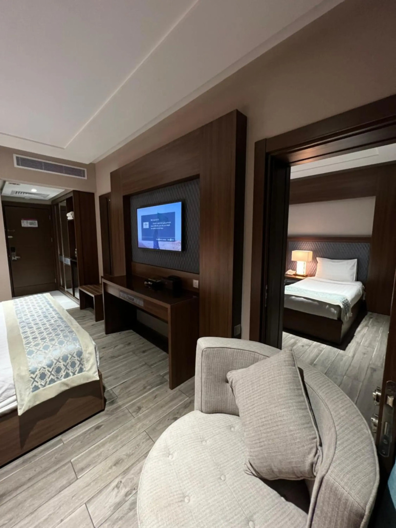 Violet Al Shisha Hotel