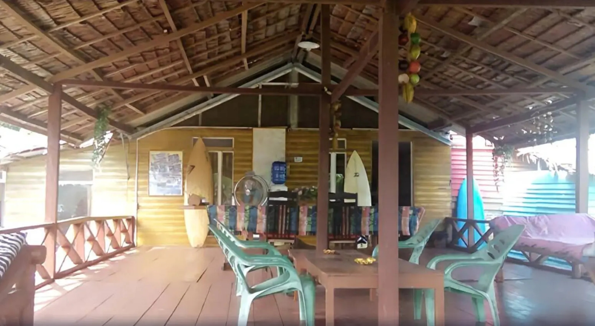 Simeulue Nanik Surfcamp