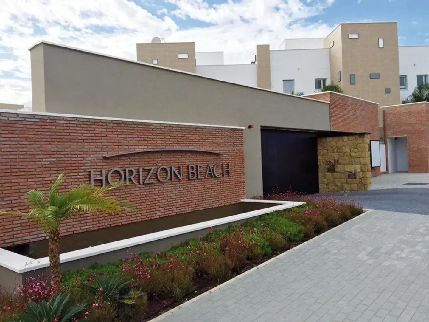 Horizon Beach Apartment