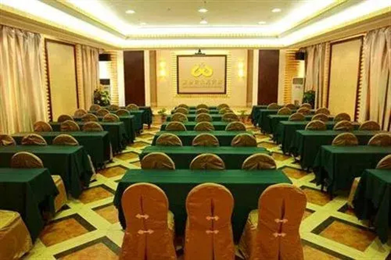 Wuhu New Supplies Hotel