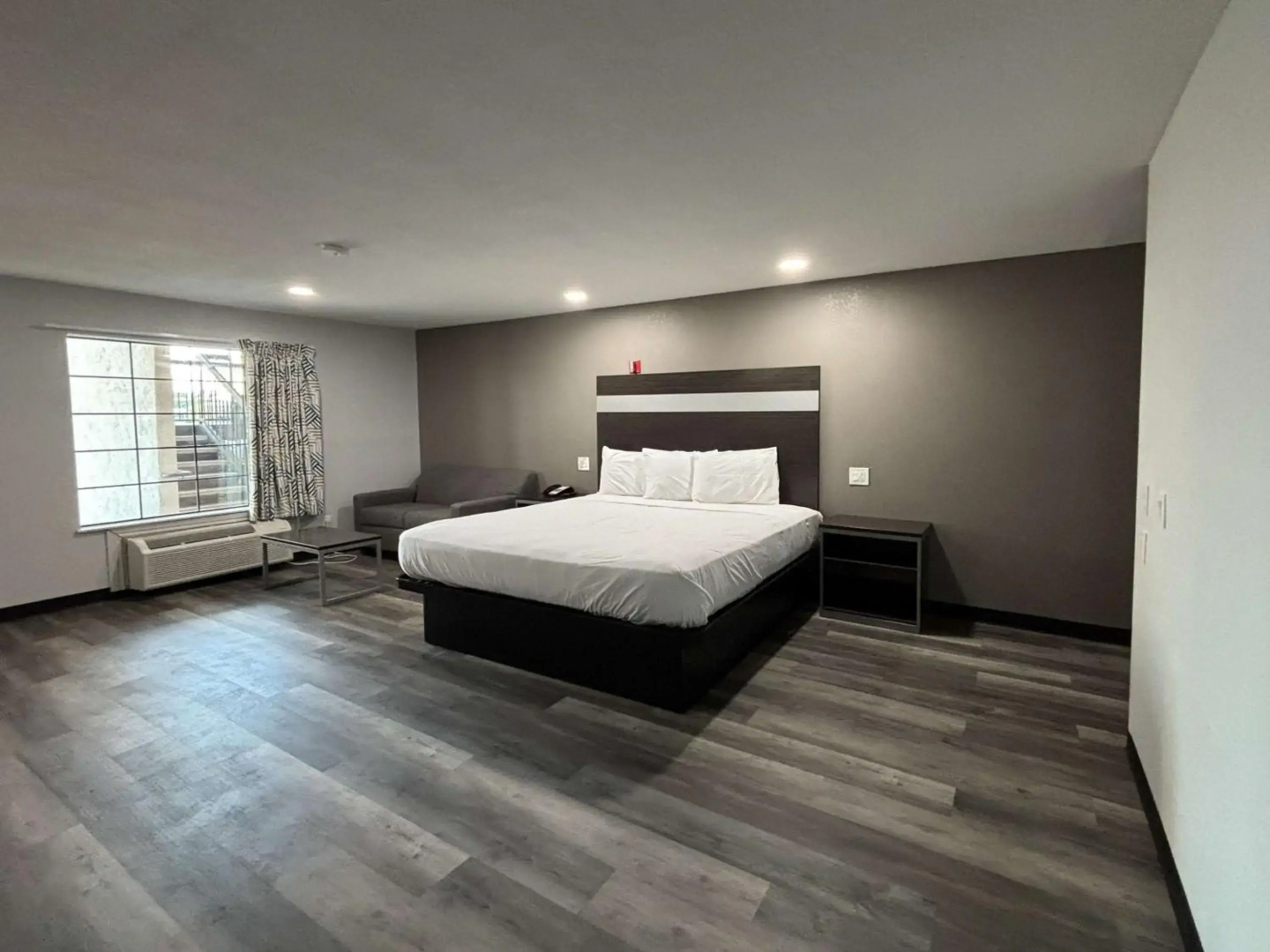 Motel 6 La Porte, TX