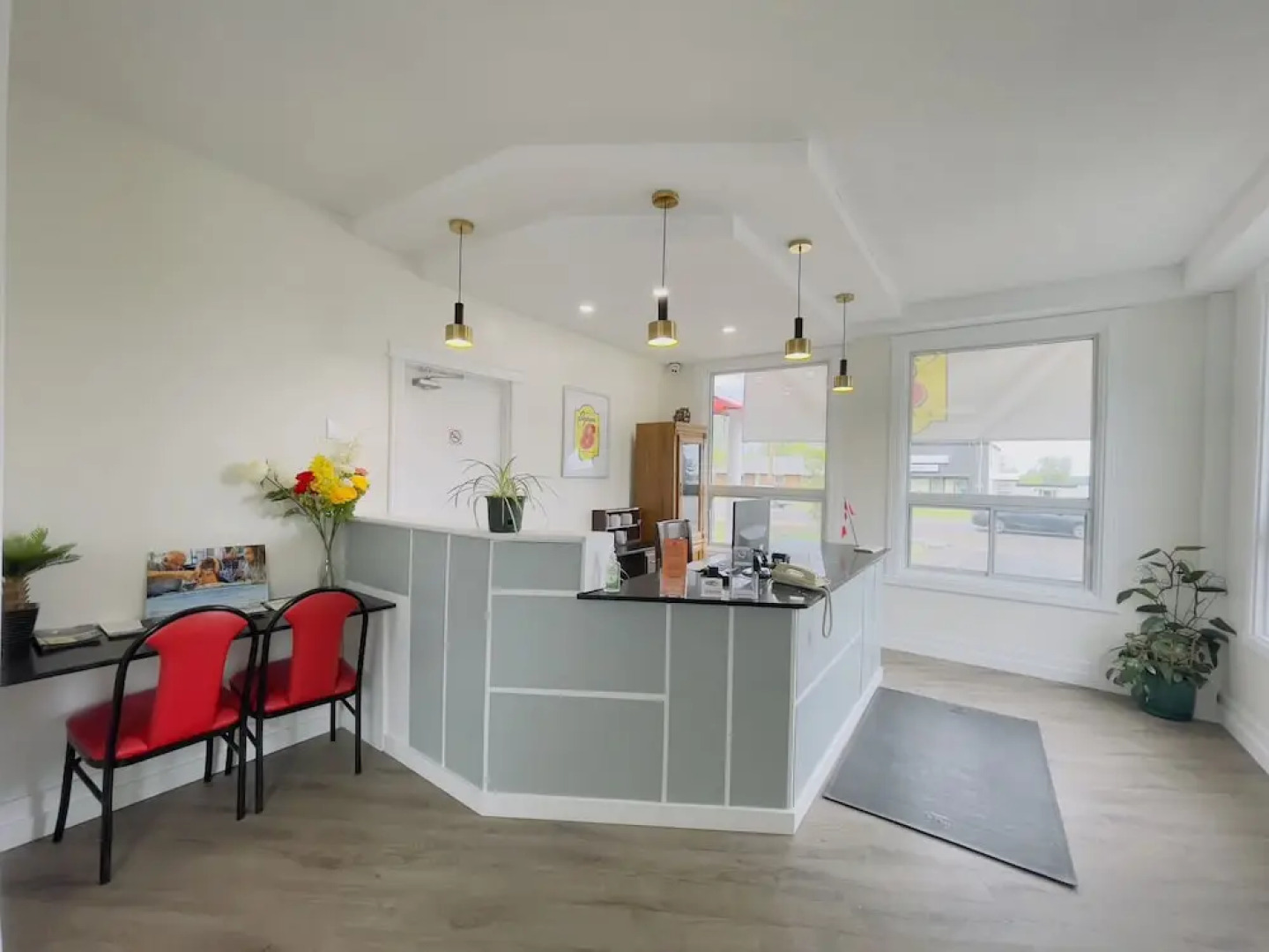 Super 8 by Wyndham Pembroke