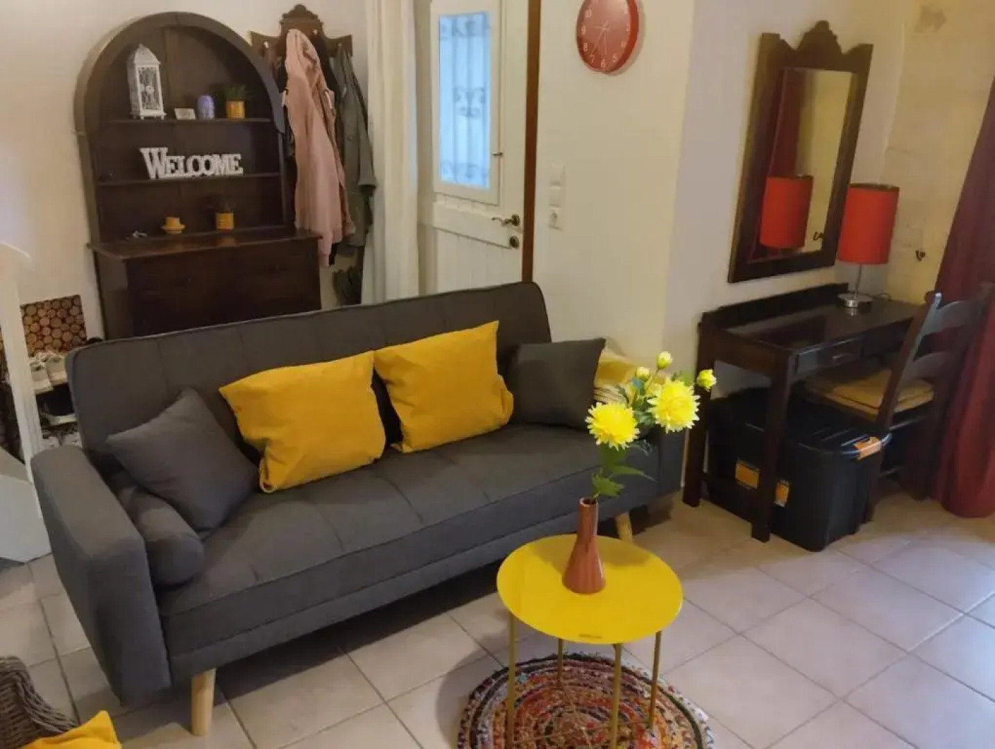 Little Lotus Apartment