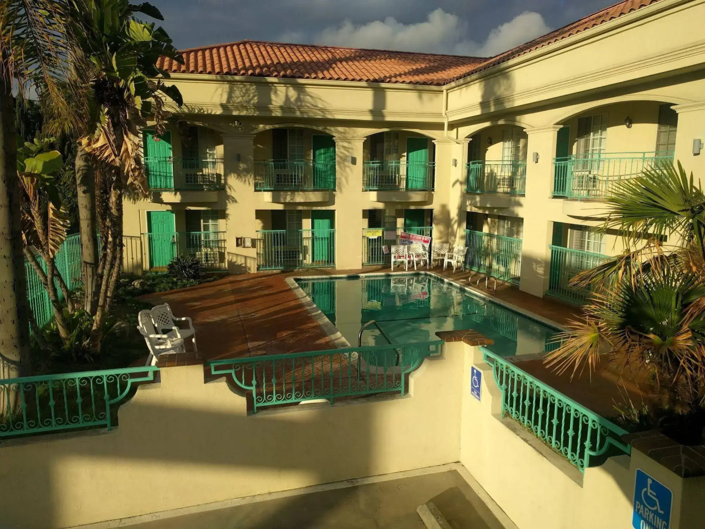 LYFE INN & SUITES by AGA - LAX Airport