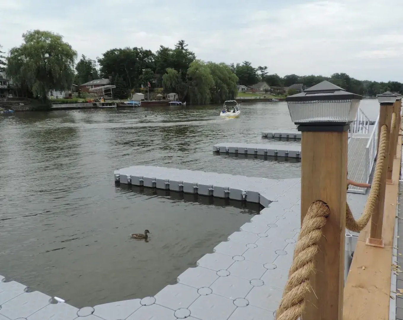 Wasaga Riverdocks Hotel Suites