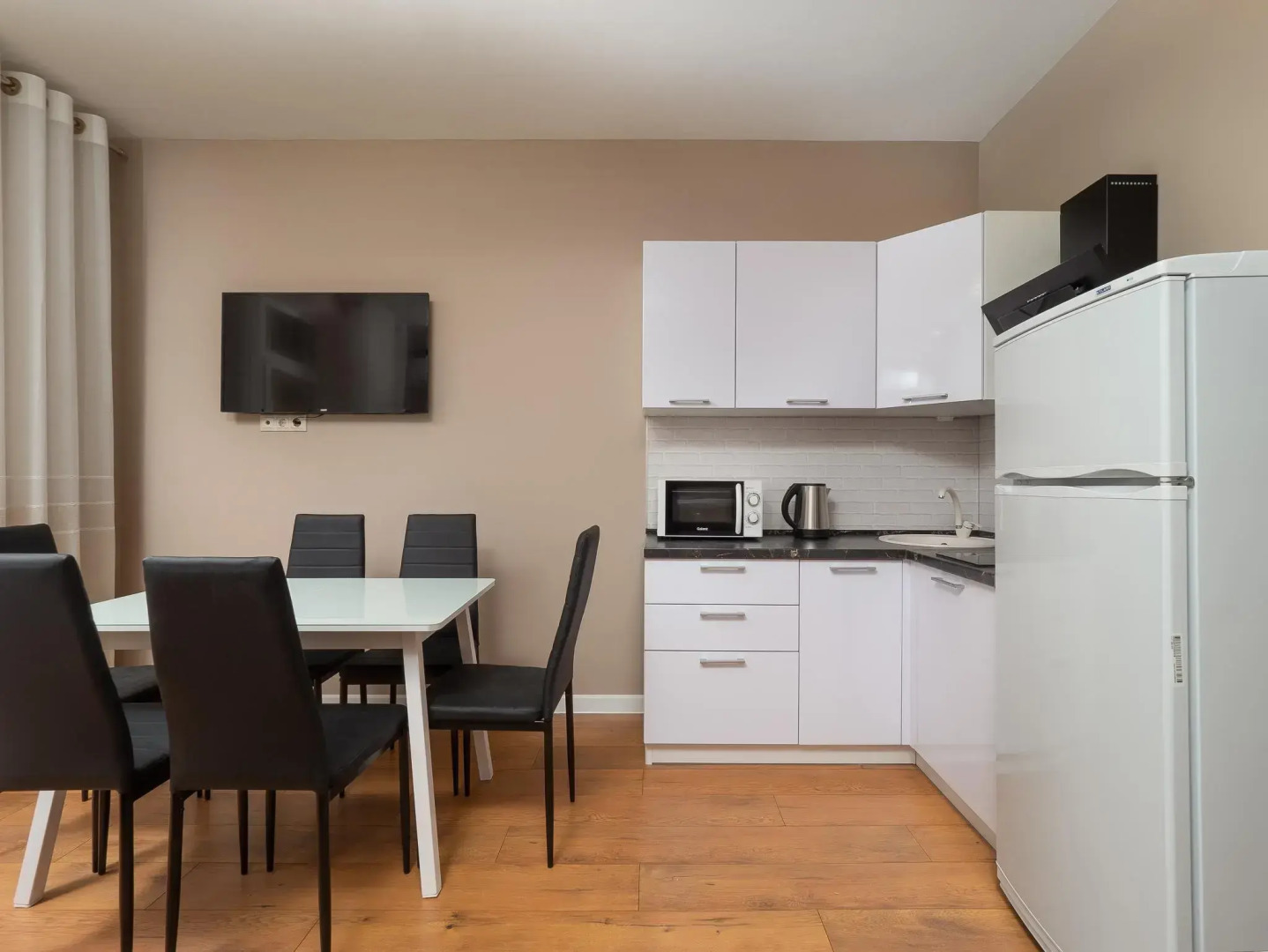 Апартаменты на улице Южных Культур 7