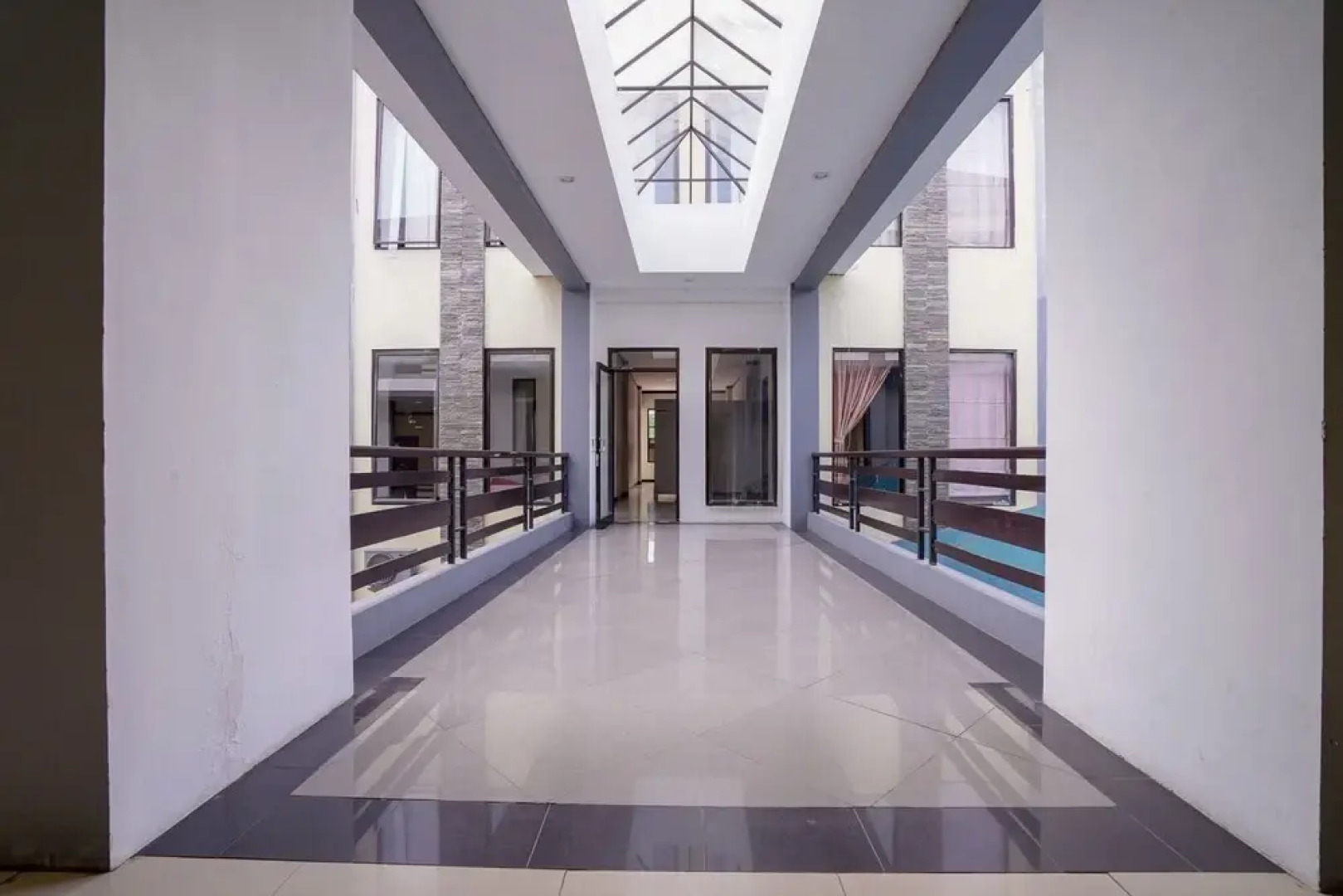 Capital O 2102 Grand Mutiara Hotel