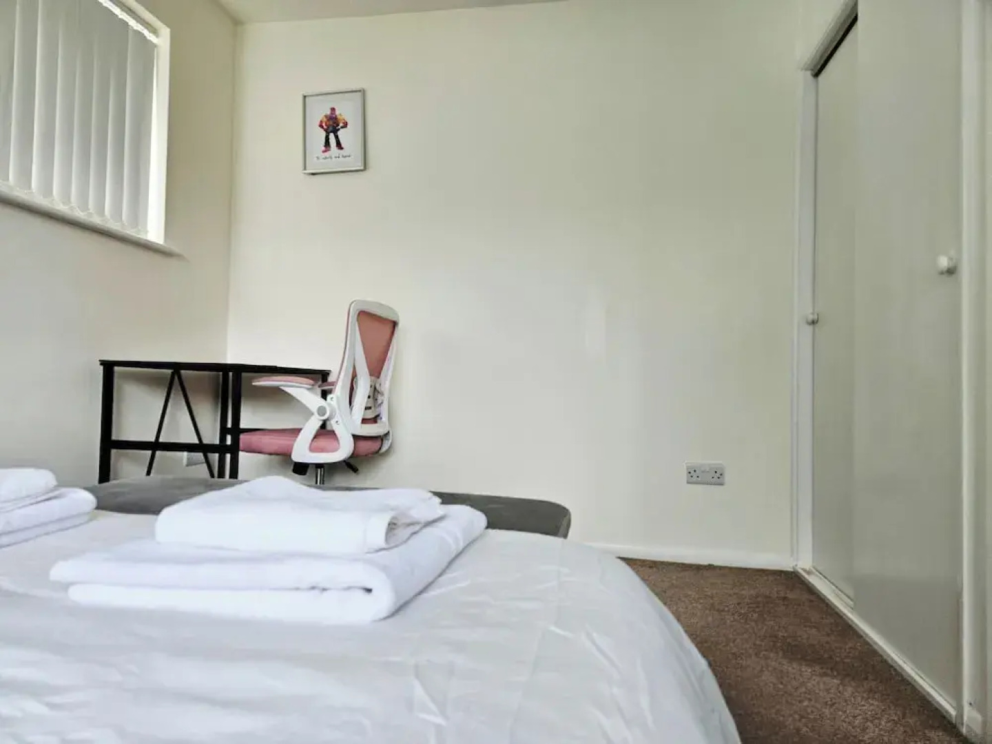 Willow Retreat - House in Burbage- Sleeps2- Garden