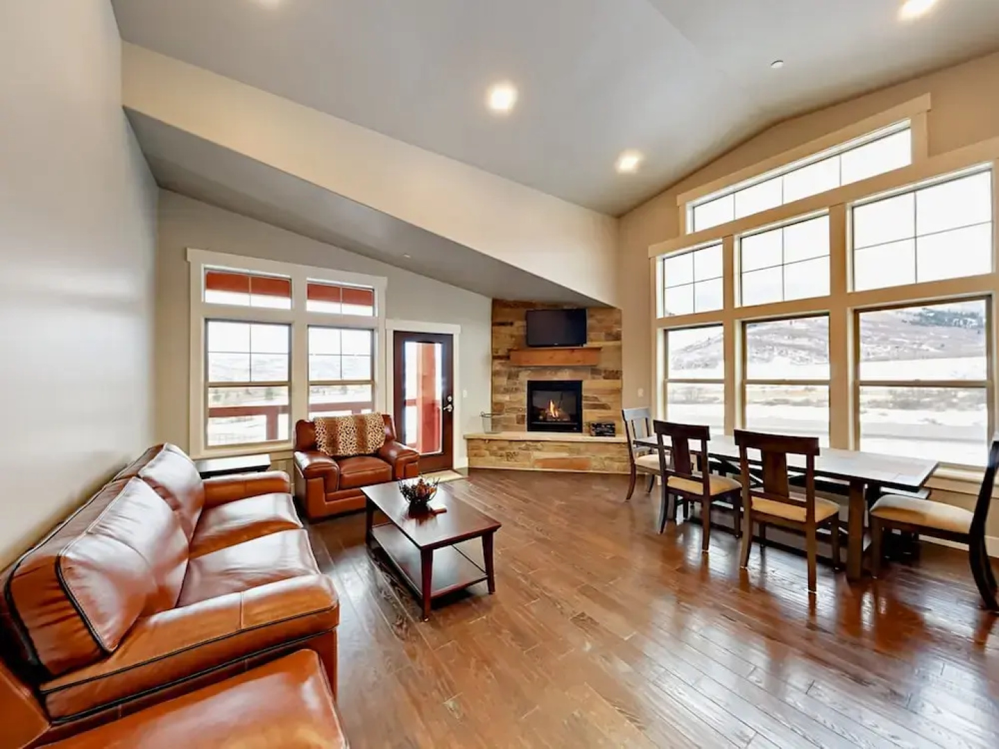 1289 Deer Park Circle Condo Unit 304 3 Bedrooms 2 Bathrooms Condo