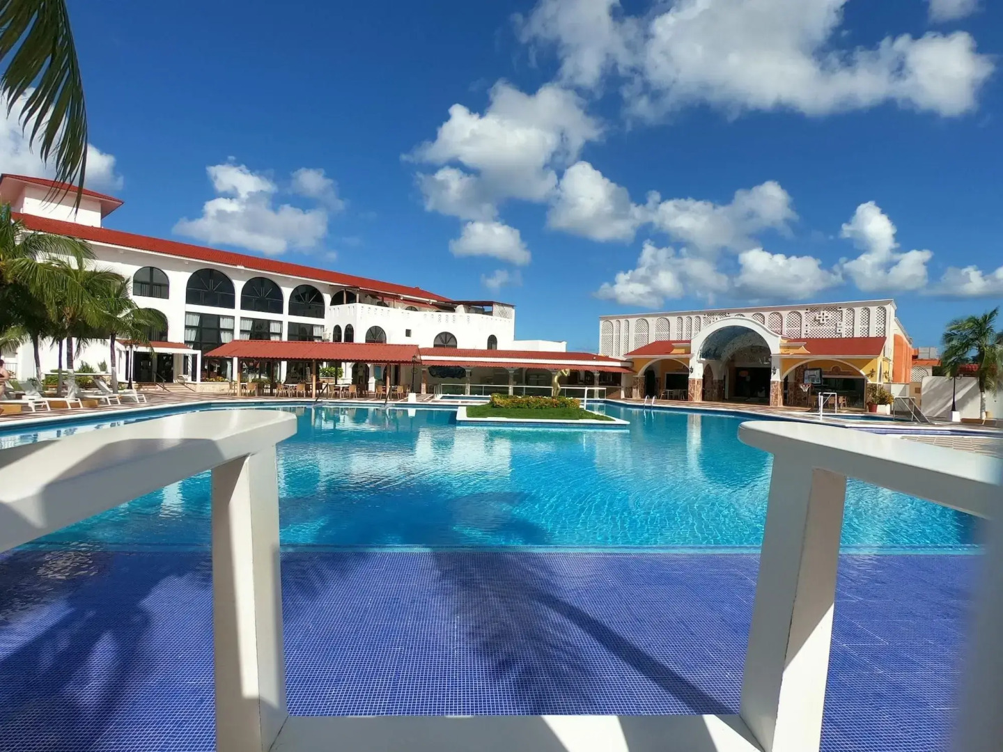 Cozumel Hotel & Resort, Trademark Collection by Wyndham