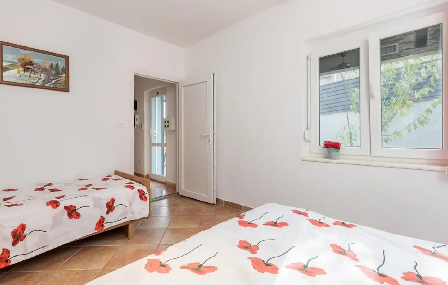 Beautiful Home in Vrh With Wifi and 1 Bedrooms