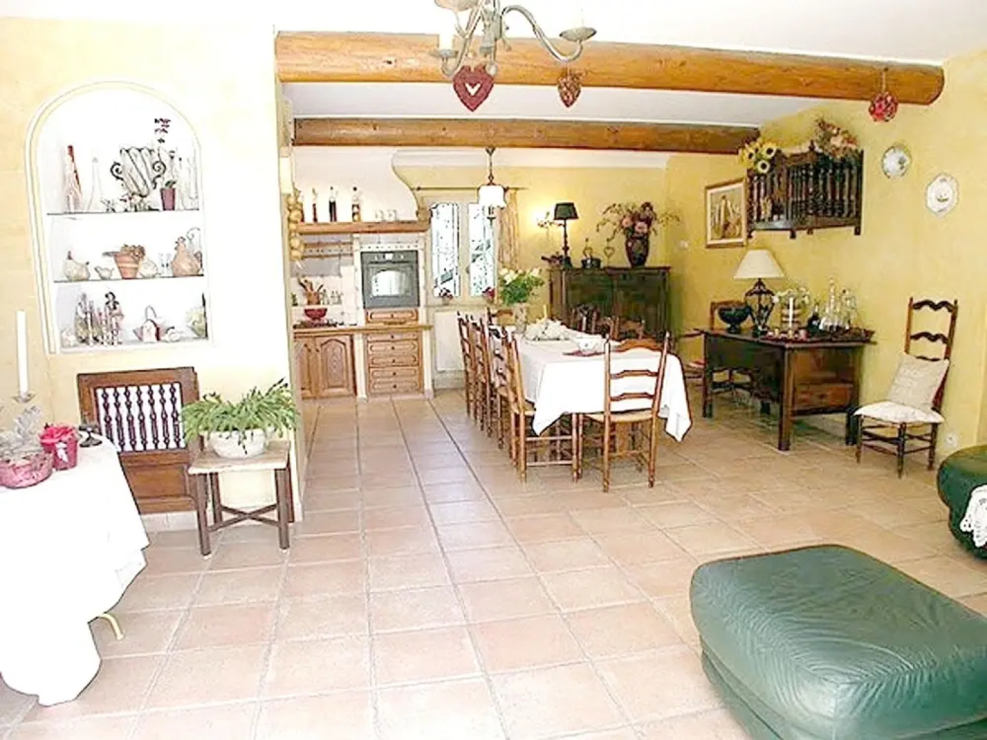 House With 4 Bedrooms in Cavaillon, With Pool Access, Enclosed Garden