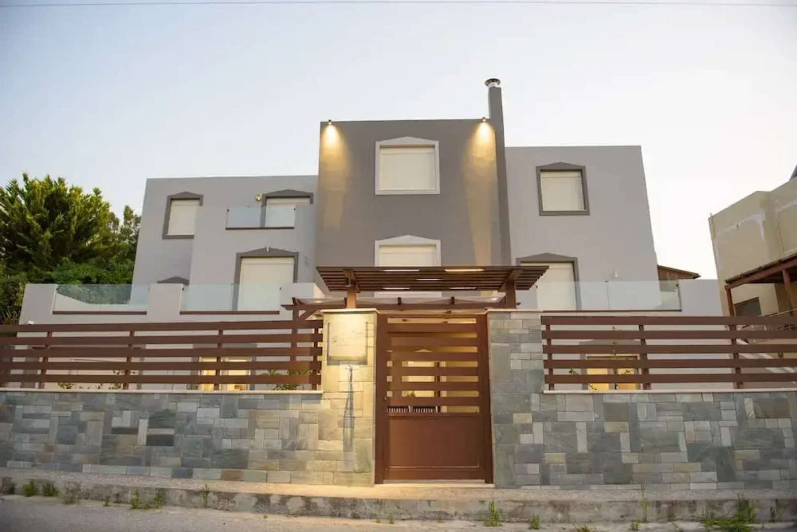 Marie Nicol Apartments 2