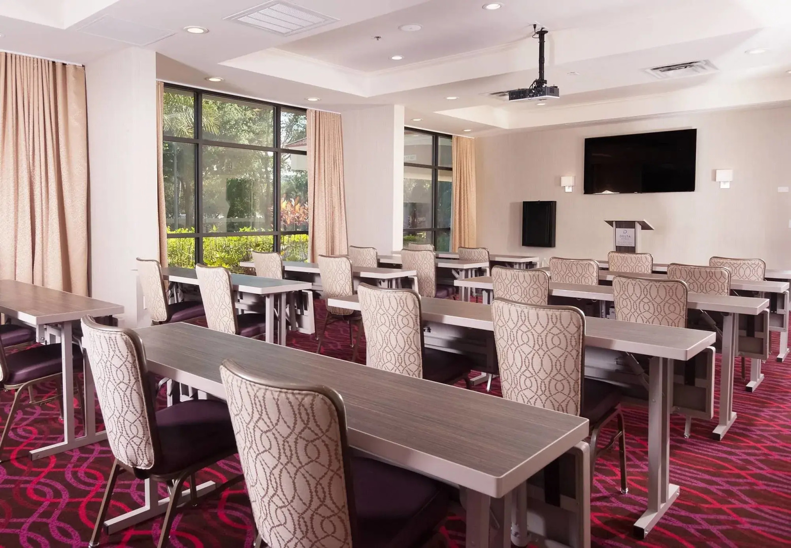 Delta Hotels by Marriott Orlando Lake Buena Vista