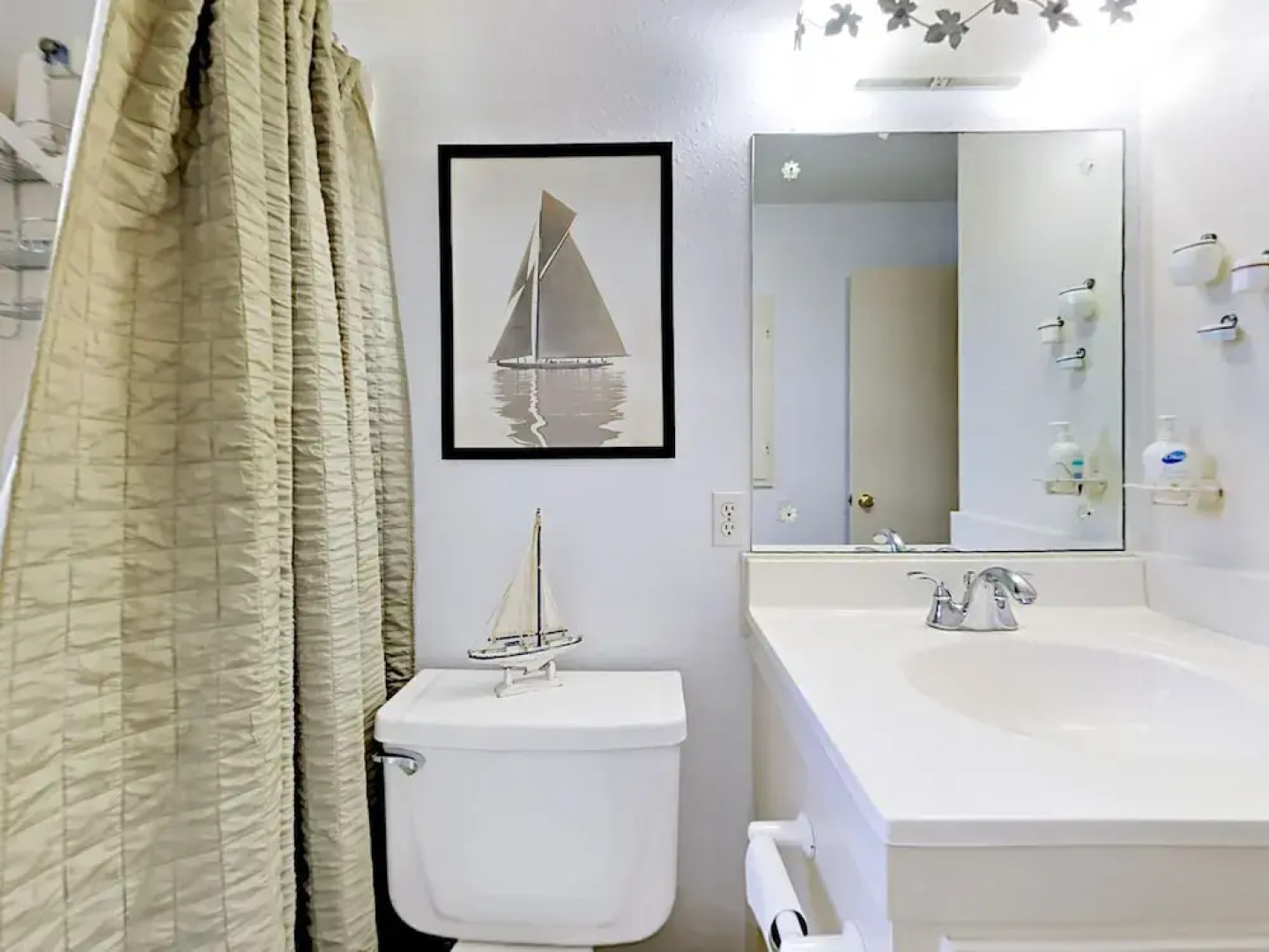 LBJ Lake - 3 Br Home