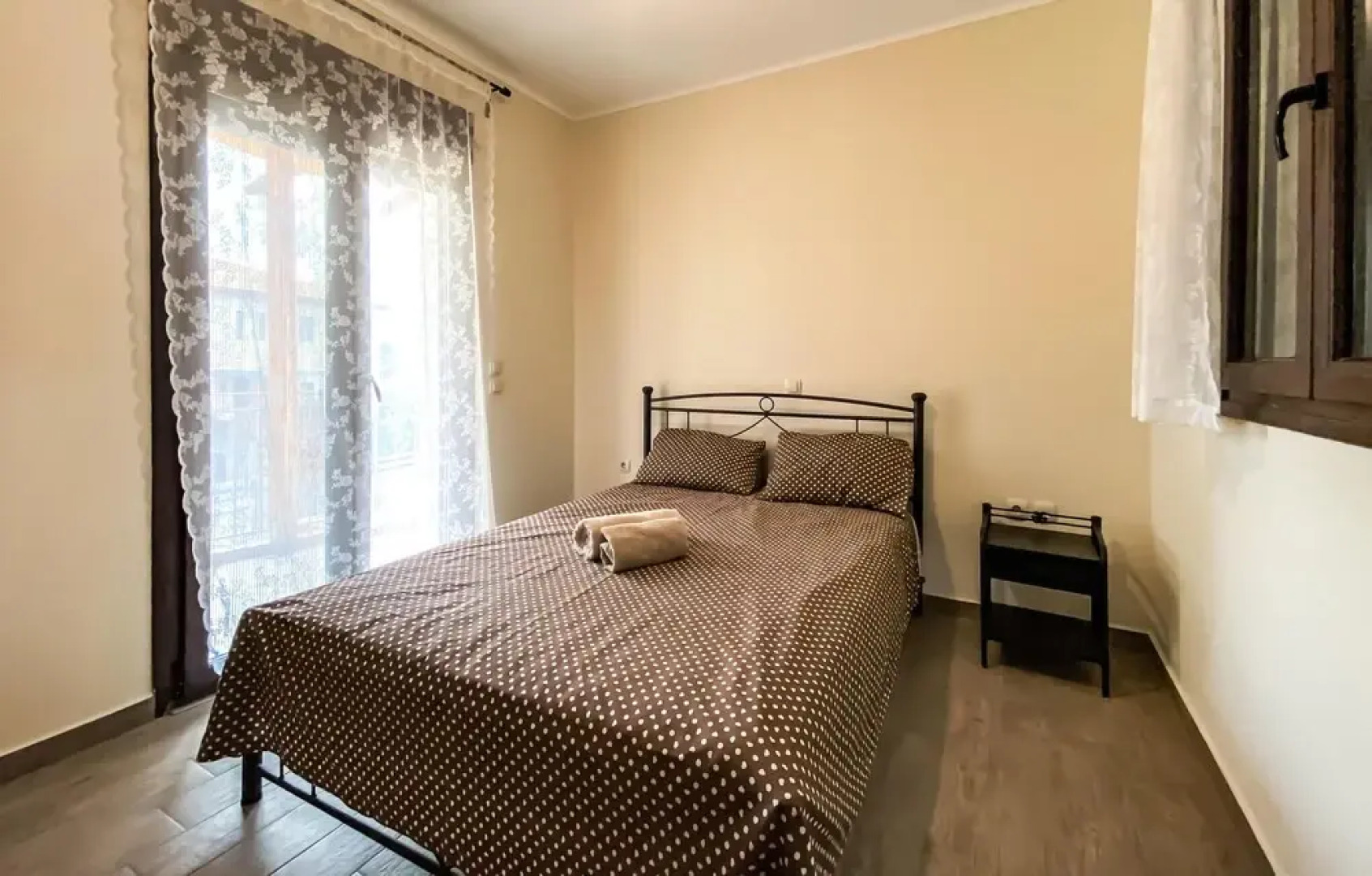 Stunning Apartment in Nafpaktos With Wifi and 2 Bedrooms