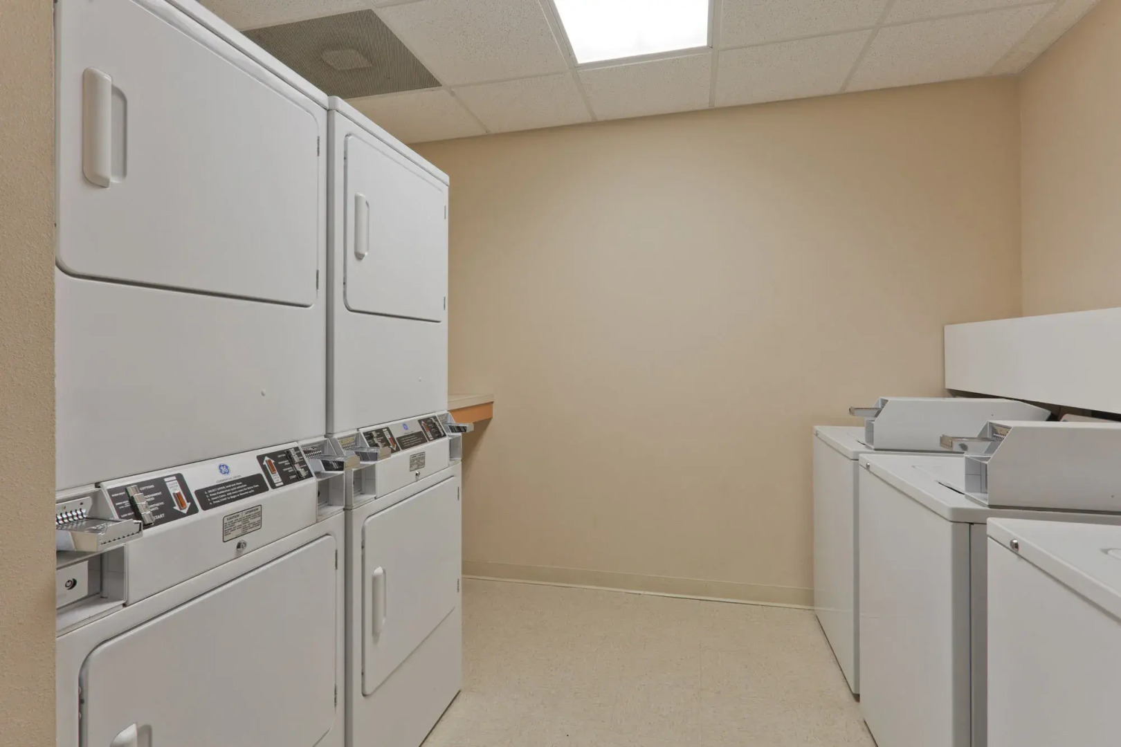 Candlewood Suites Pearl by IHG