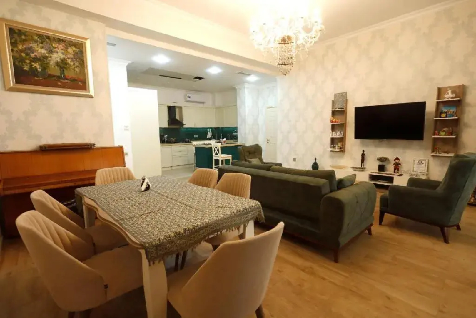 Delmar Luxury Residence