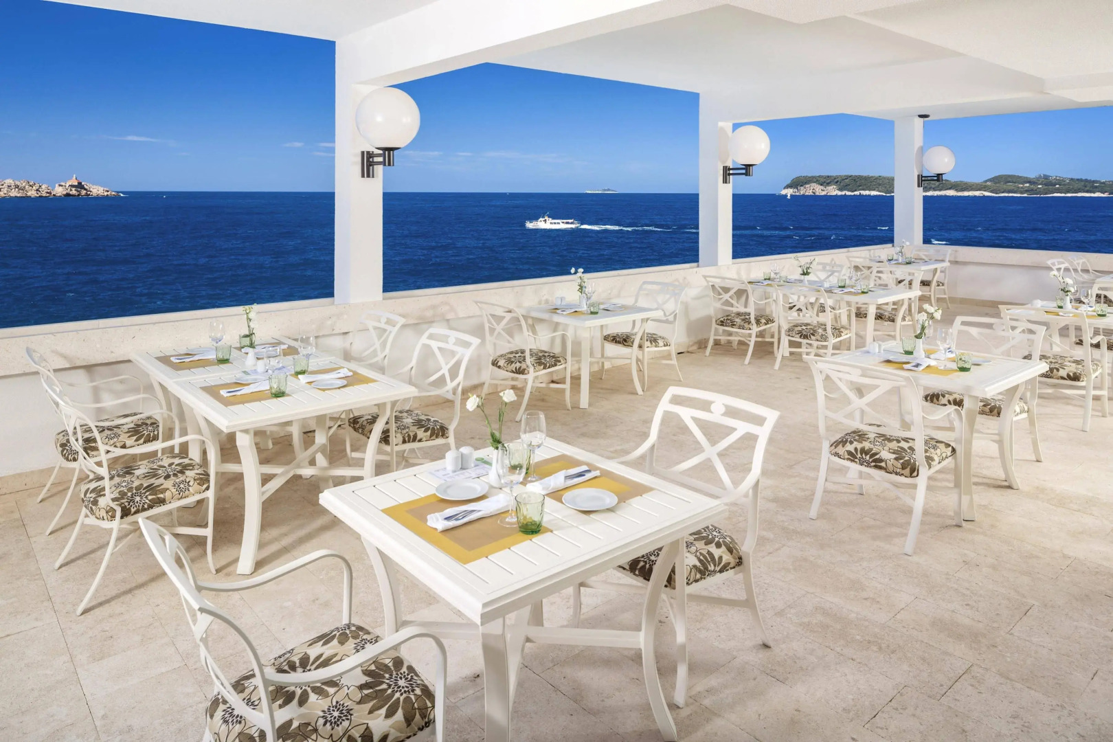 Royal Princess Hotel