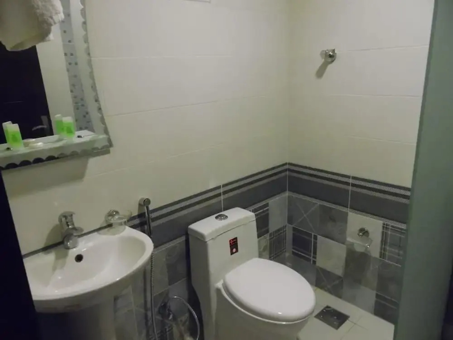 Danar Hotel Apartments 3