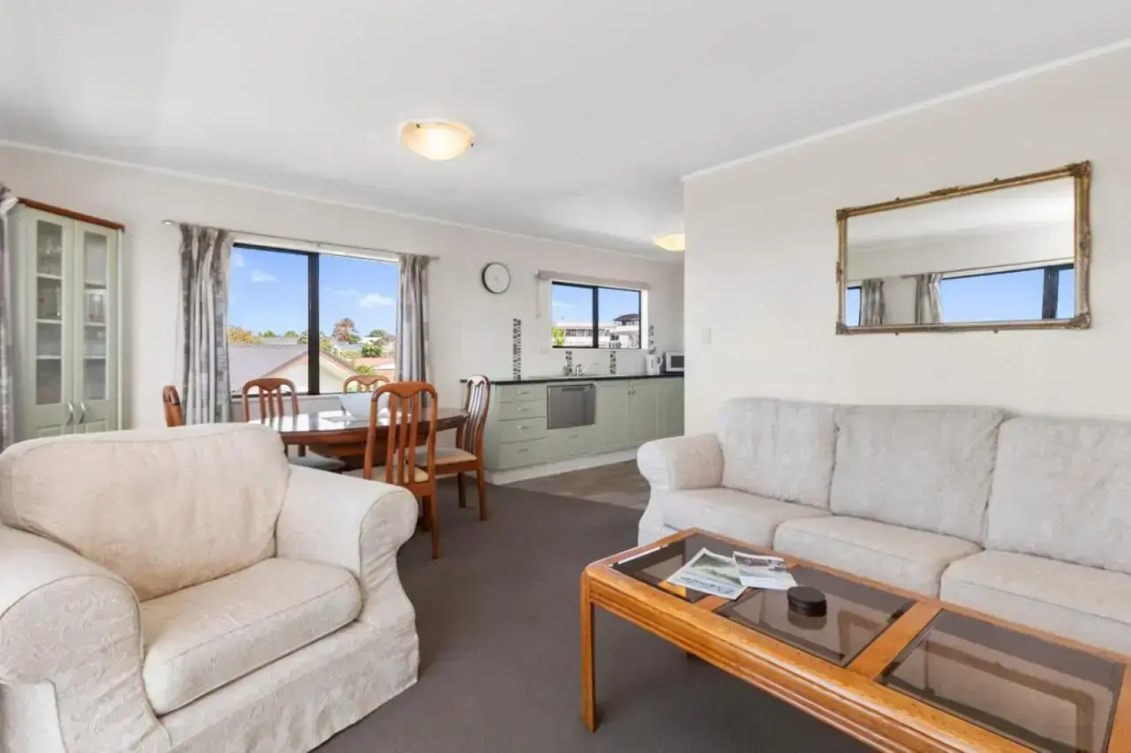 Snells Seaside Bach - Snells Beach Holiday Home