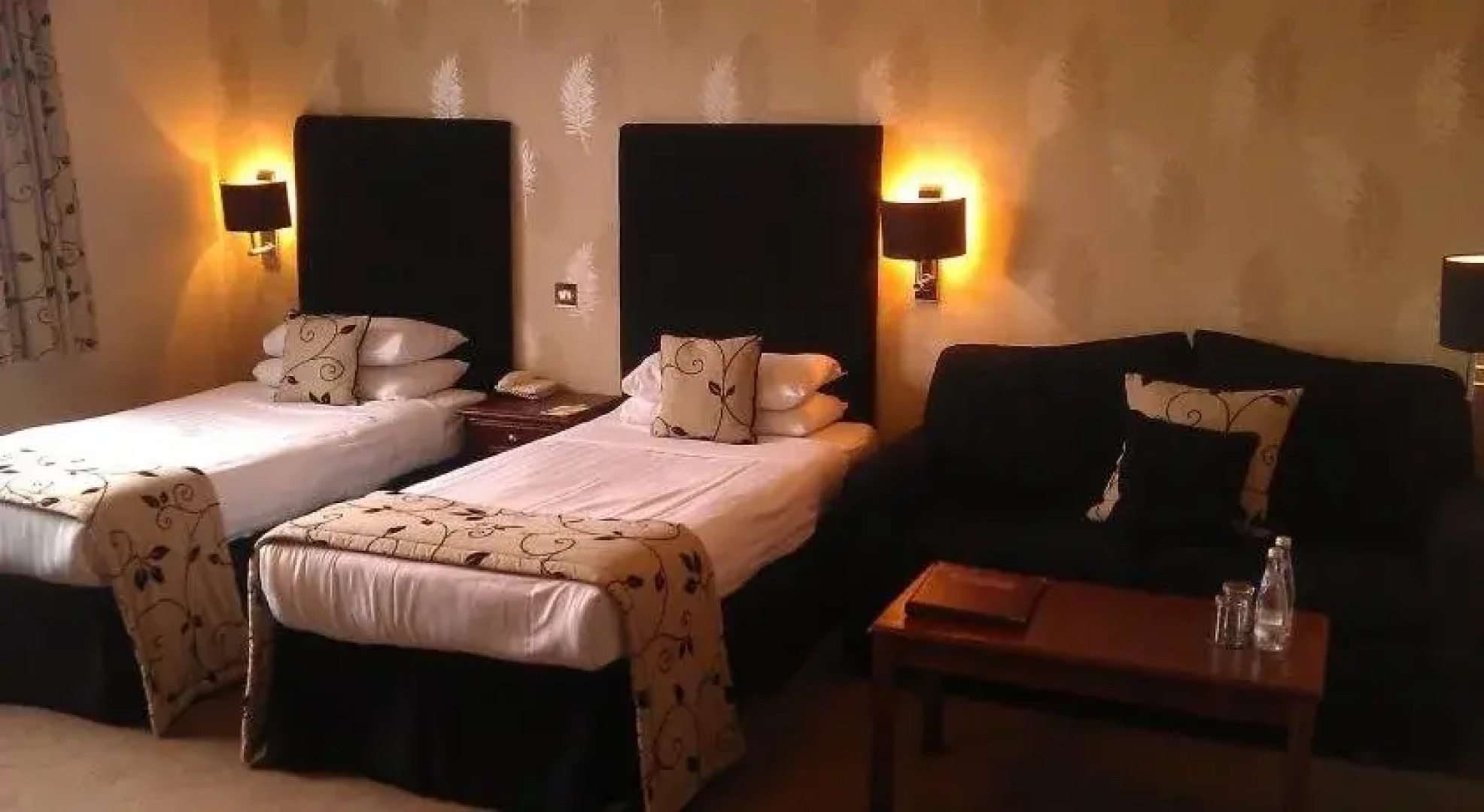 Malin Court Hotel and Restaurant