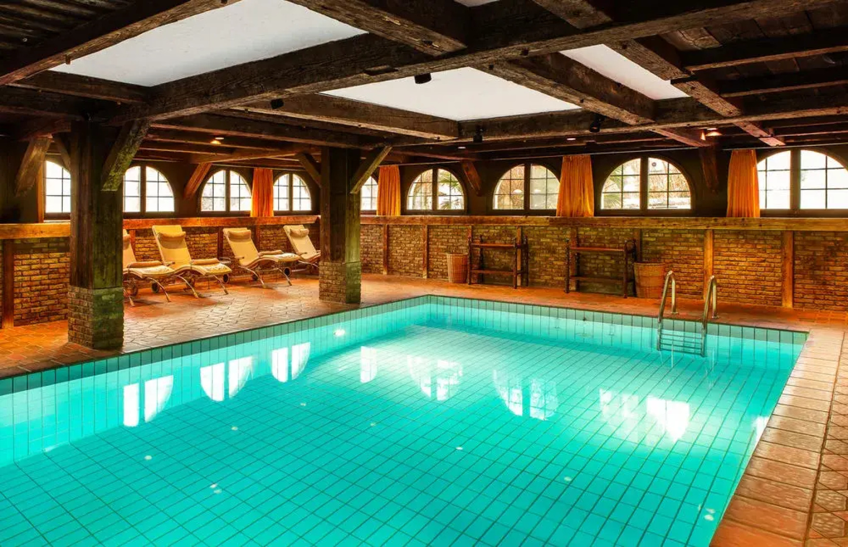 Swiss-Chalet Merlischachen - Historik Chalet-Hotel Lodge