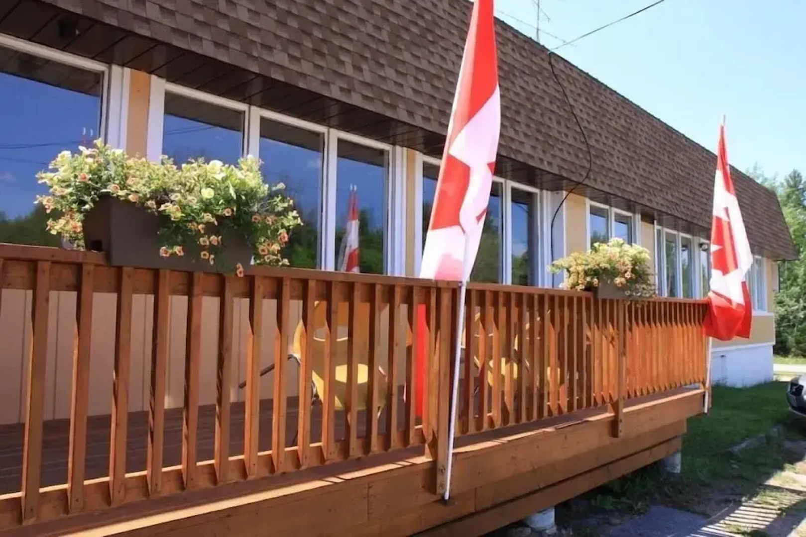 Mazinaw Residence Inn