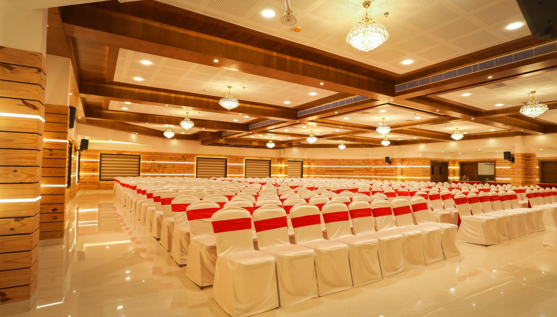Hotel Kabani Palace