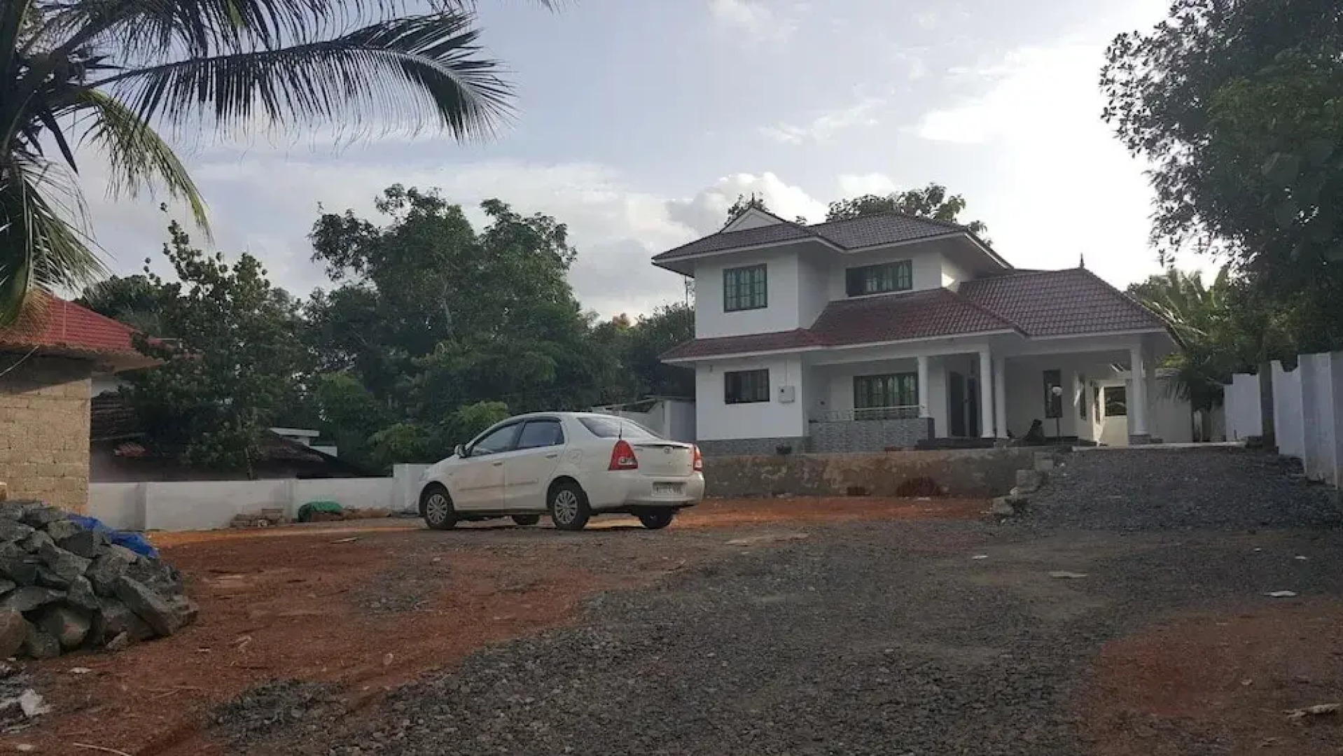 East Top Villa Fully Furnished 4bhk in Thiruvalla