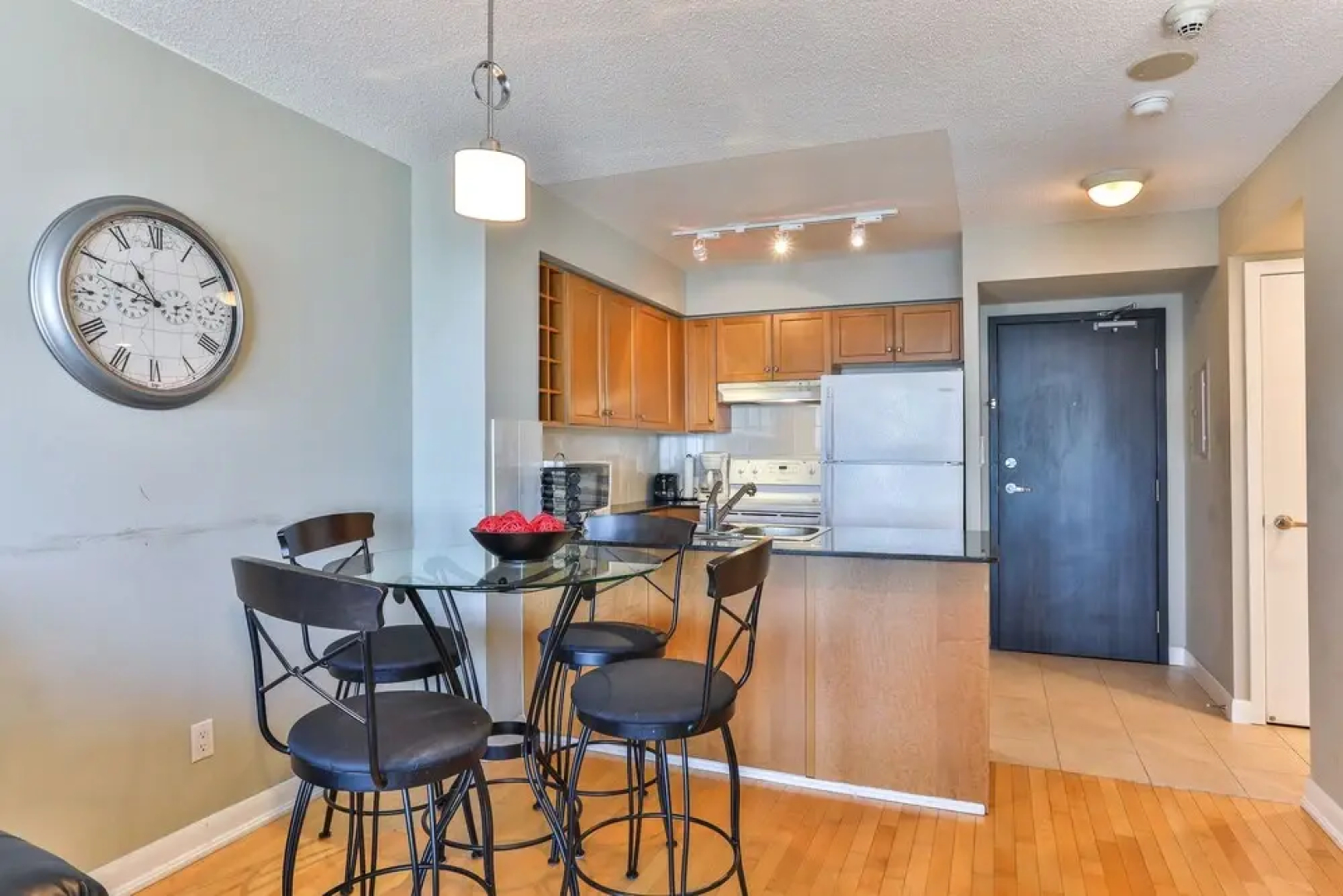 Entertainment District Modern Condo